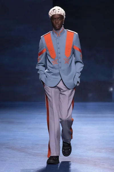 Look 42